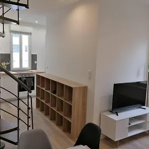  Appartement : Joli Avec Garage