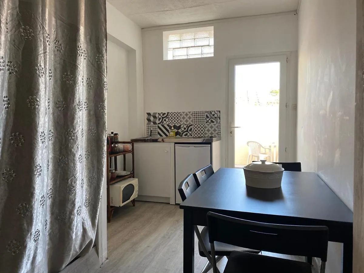 L'Ephemere Saint Louis - Maison Rouge Apartment Marseille
